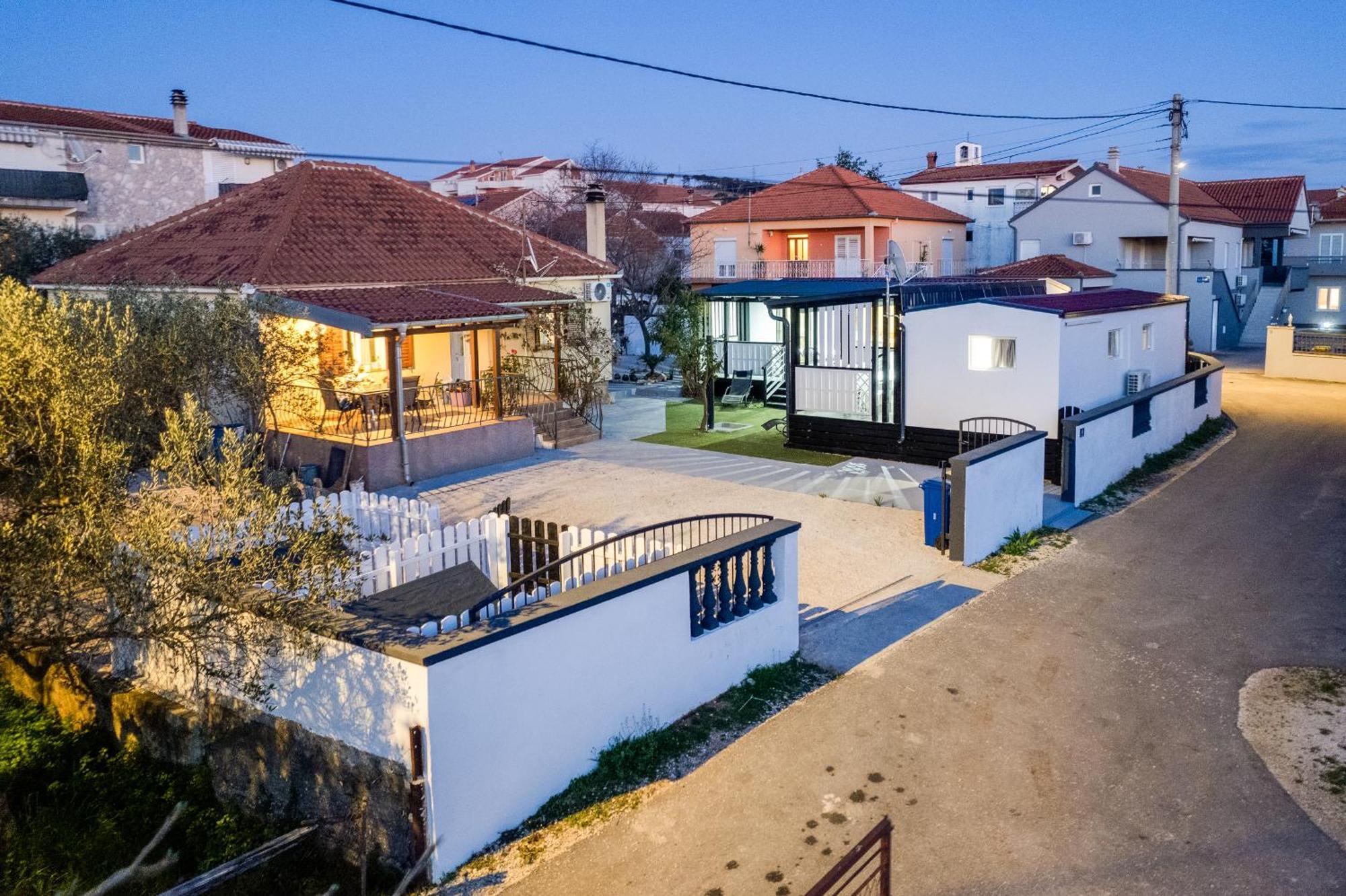 Mobilne Kucice Mery Bibinje Exterior foto